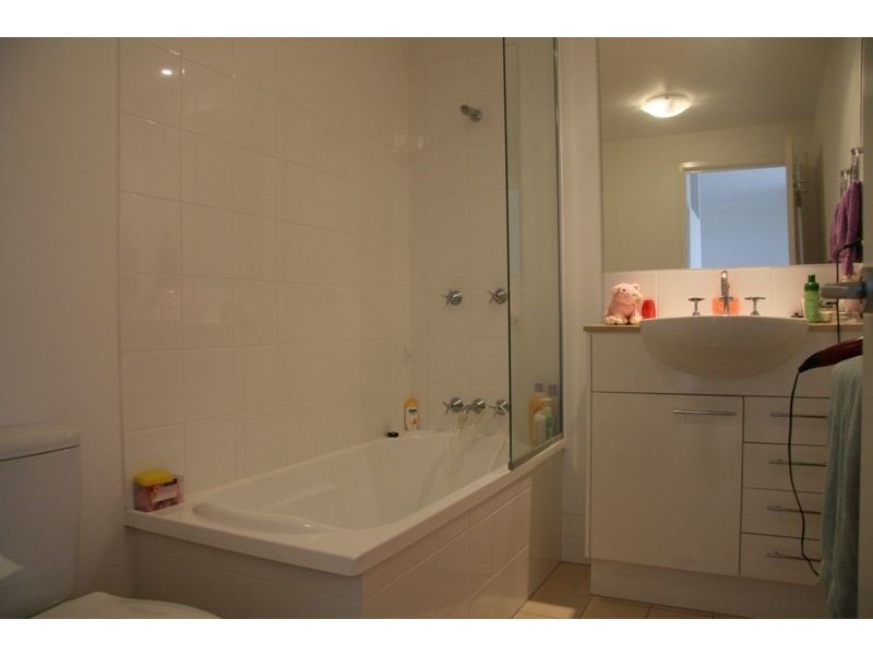 Varsity Lakes QLD 4227