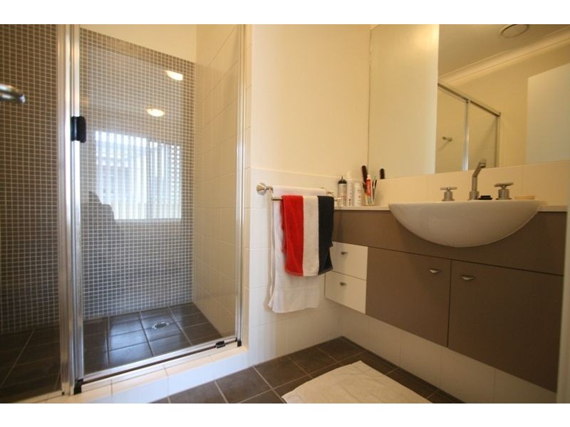 Varsity Lakes QLD 4227