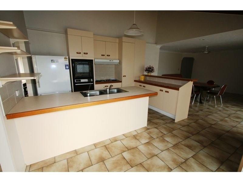 7 Mona Vale Crt, Robina QLD 4226