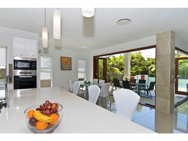 18 Corvus Way, Robina QLD 4226