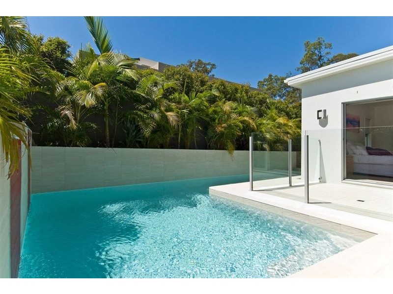18 Corvus Way, Robina QLD 4226