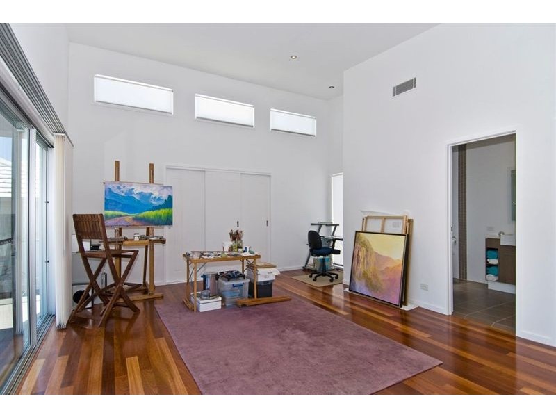 18 Corvus Way, Robina QLD 4226