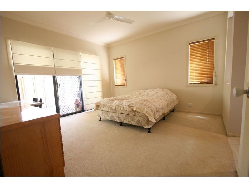 Varsity Lakes QLD 4227