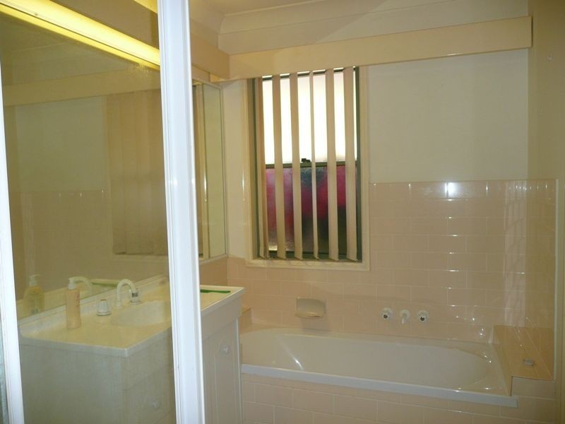 Molendinar QLD 4214