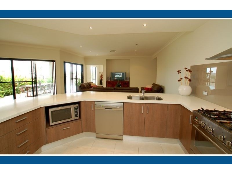 18 Everstar St, Reedy Creek QLD 4227