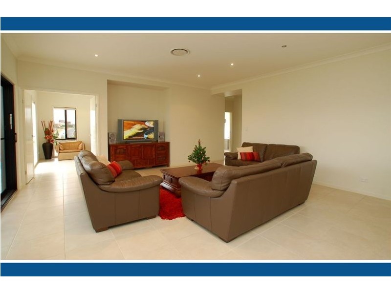 18 Everstar St, Reedy Creek QLD 4227