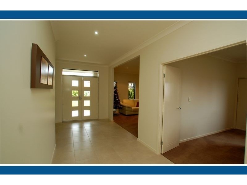 18 Everstar St, Reedy Creek QLD 4227