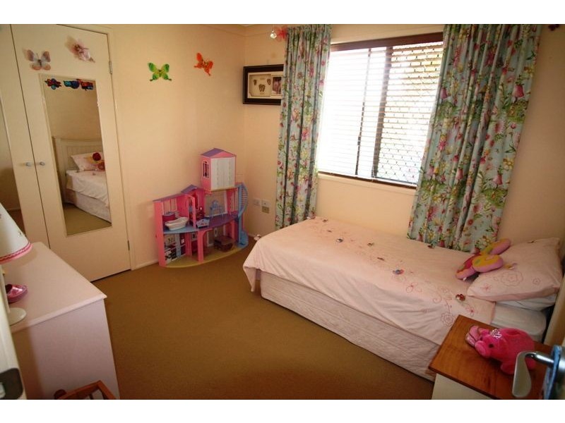 18 Mona Vale Ct, Robina QLD 4226