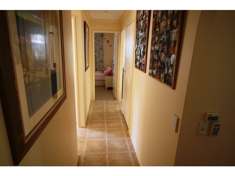 18 Mona Vale Ct, Robina QLD 4226