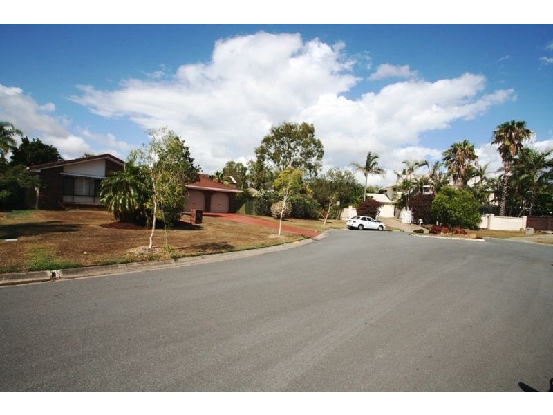 18 Mona Vale Ct, Robina QLD 4226