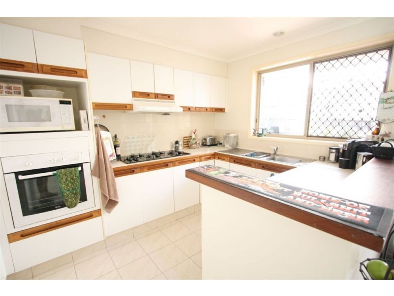 4 Kallista Close, Robina QLD 4226