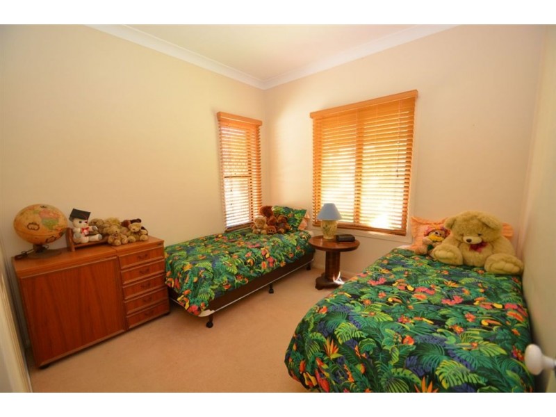 14 Shorehaven Pl, Varsity Lakes QLD 4227