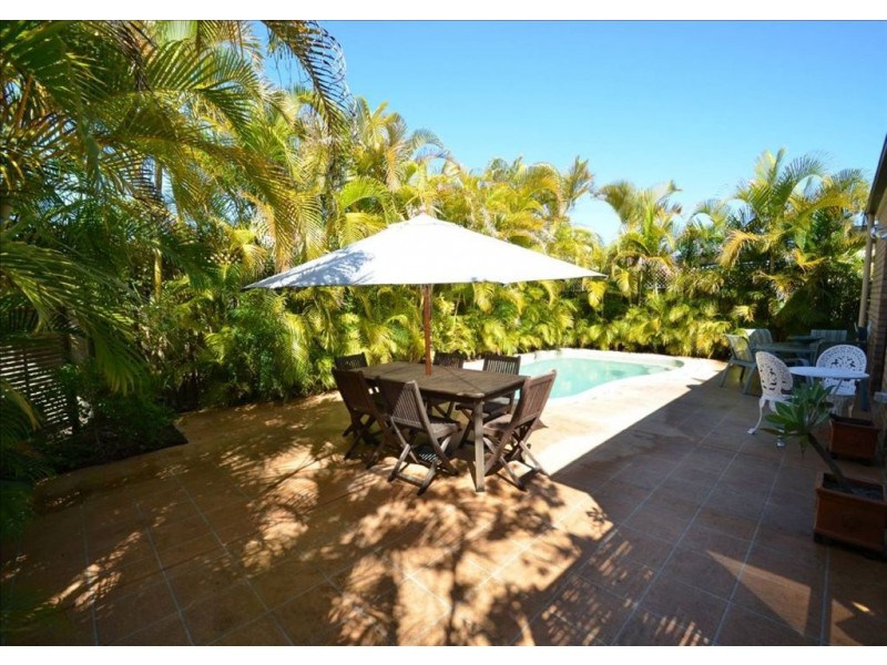 14 Shorehaven Pl, Varsity Lakes QLD 4227