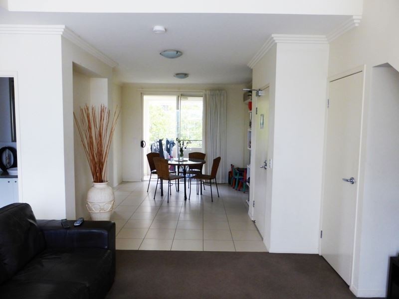 15/251 Varsity Pde, Varsity Lakes QLD 4227