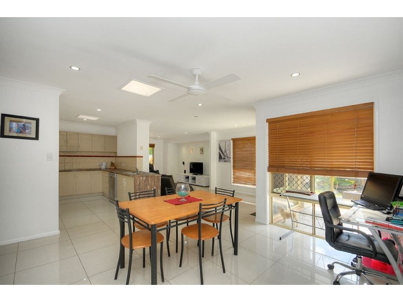 26 Swanton Dr, Mudgeeraba QLD 4213