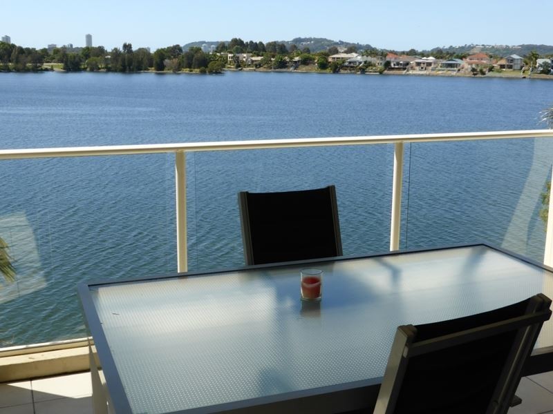 169/251 Varsity Pde, Varsity Lakes QLD 4227