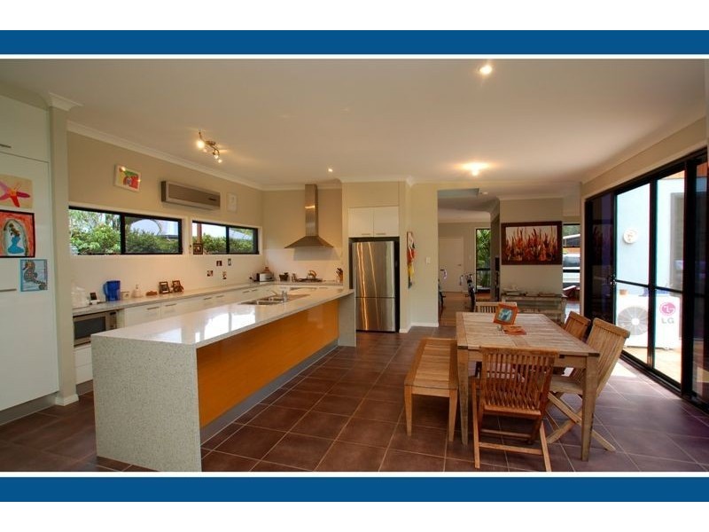 4 Observatory Dr, Reedy Creek QLD 4227