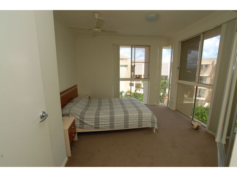 67/251 Varsity Pde, Varsity Lakes QLD 4227