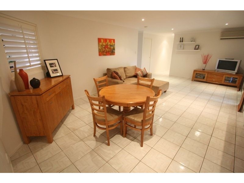 36 Newport Dr, Robina QLD 4226