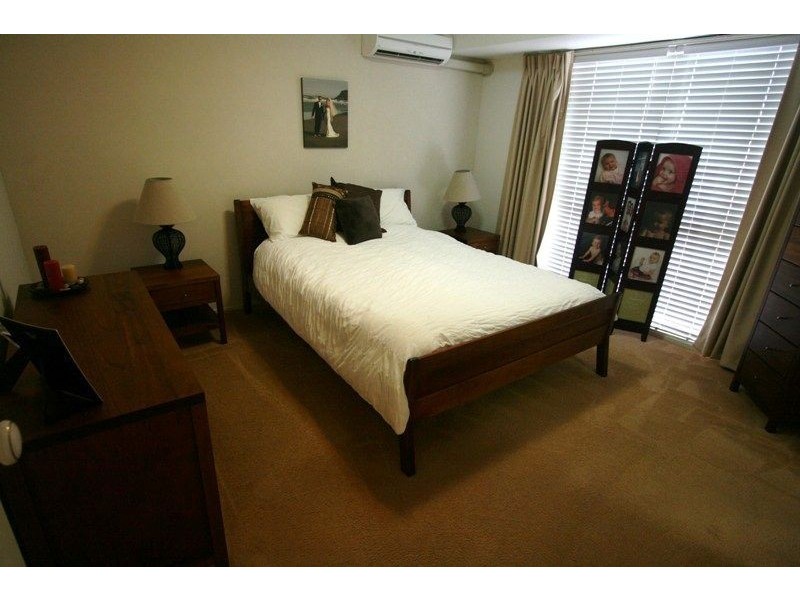 36 Newport Dr, Robina QLD 4226
