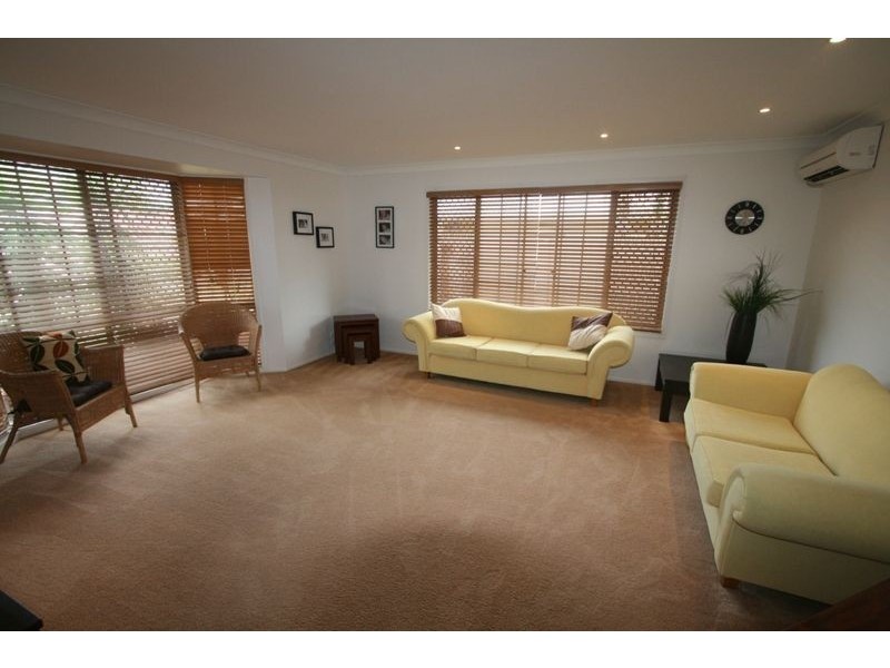 36 Newport Dr, Robina QLD 4226