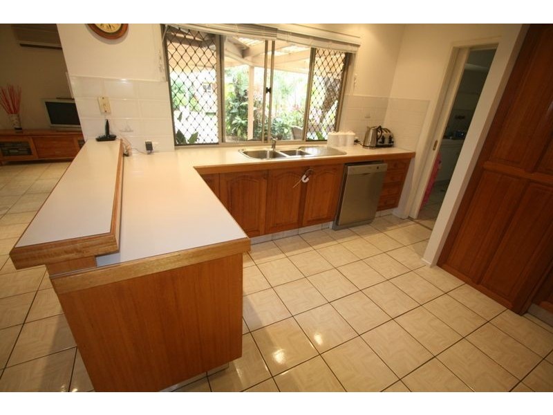 36 Newport Dr, Robina QLD 4226