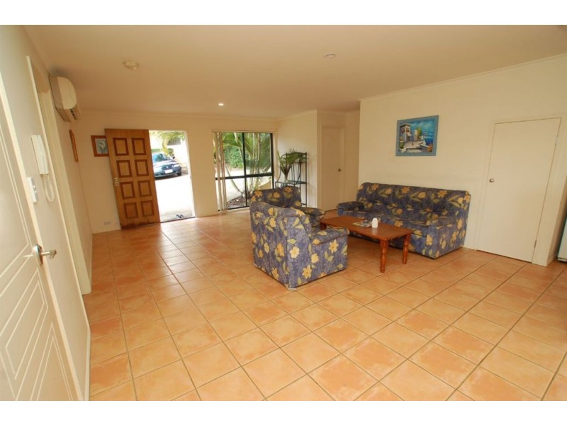 2/39 Pine Valley Dr, Varsity Lakes QLD 4227