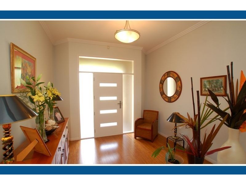 7 Observatory Dr, Reedy Creek QLD 4227