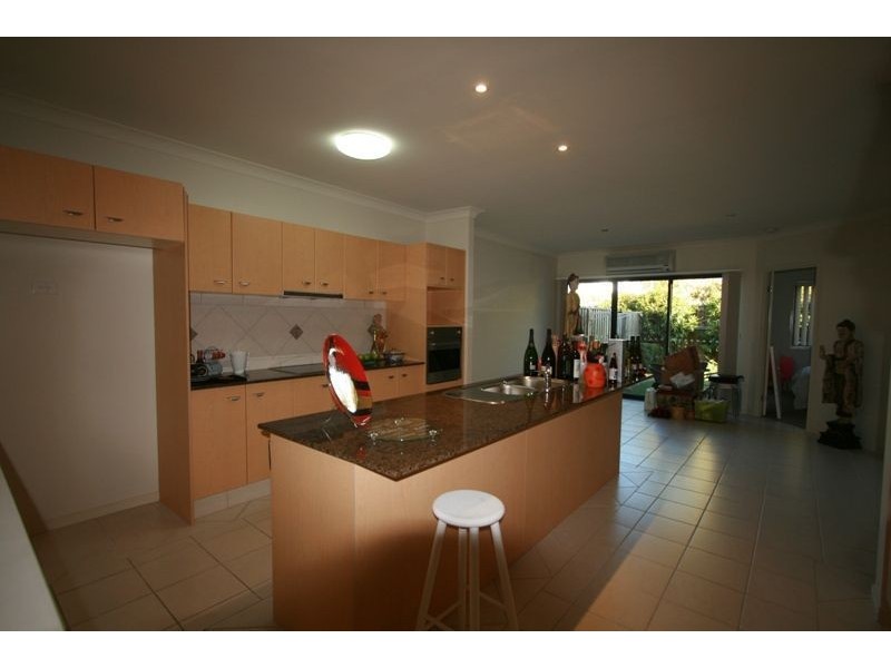 19/1 Geraldton Dr, Varsity Lakes QLD 4227