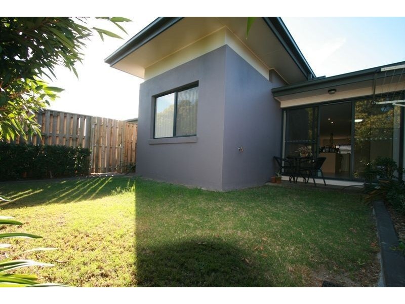 19/1 Geraldton Dr, Varsity Lakes QLD 4227