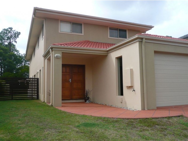 18 Royal Woods, Robina QLD 4226