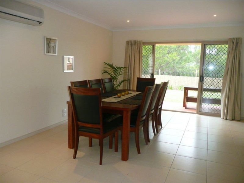 18 Royal Woods, Robina QLD 4226