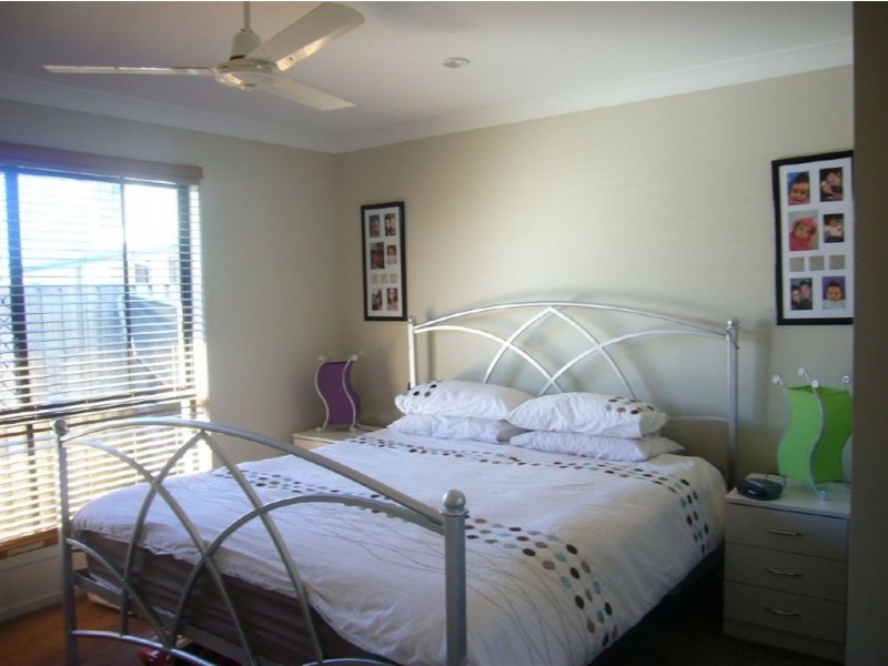 32 Antonson Cres, Mudgeeraba QLD 4213