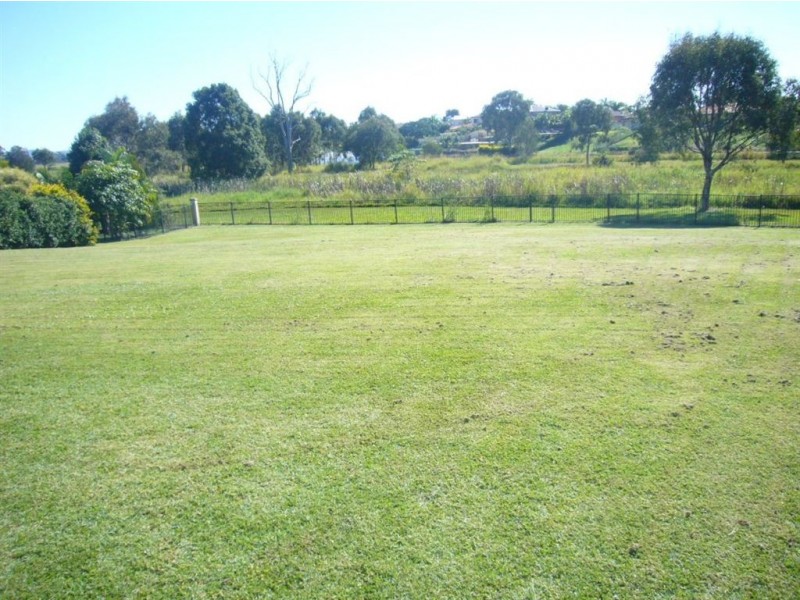 32 Woody Views Way, Robina QLD 4226
