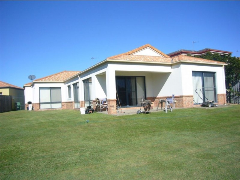 32 Woody Views Way, Robina QLD 4226
