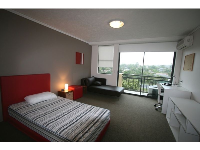 123/25 Lake Orr, Varsity Lakes QLD 4227