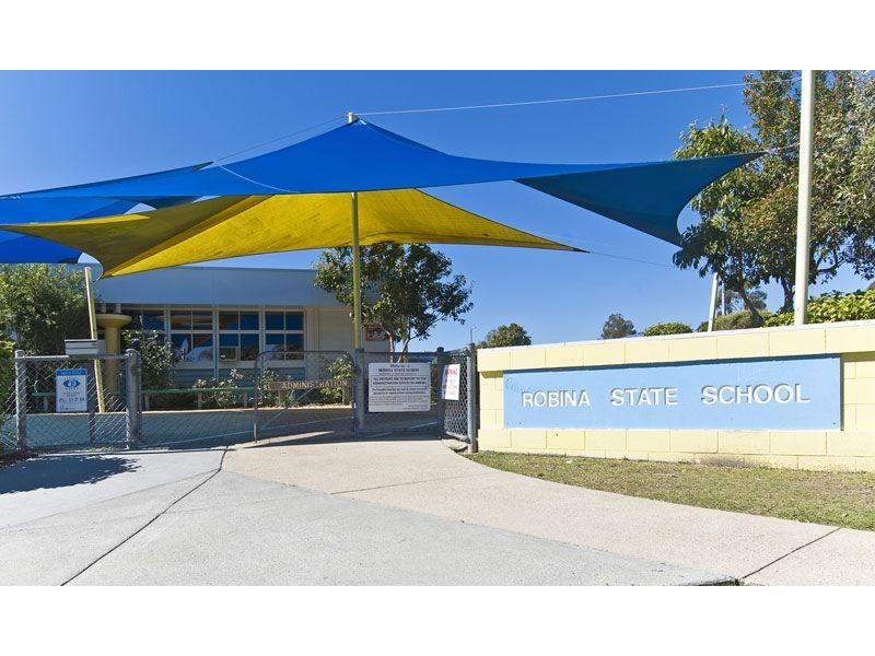 62 Great Southern Dr, Robina QLD 4226