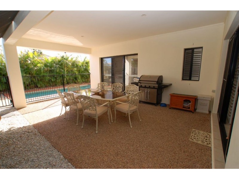 21 Palma Cres, Varsity Lakes QLD 4227