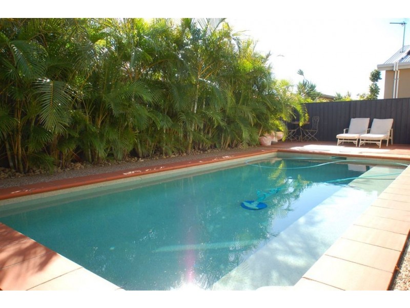 21 Palma Cres, Varsity Lakes QLD 4227