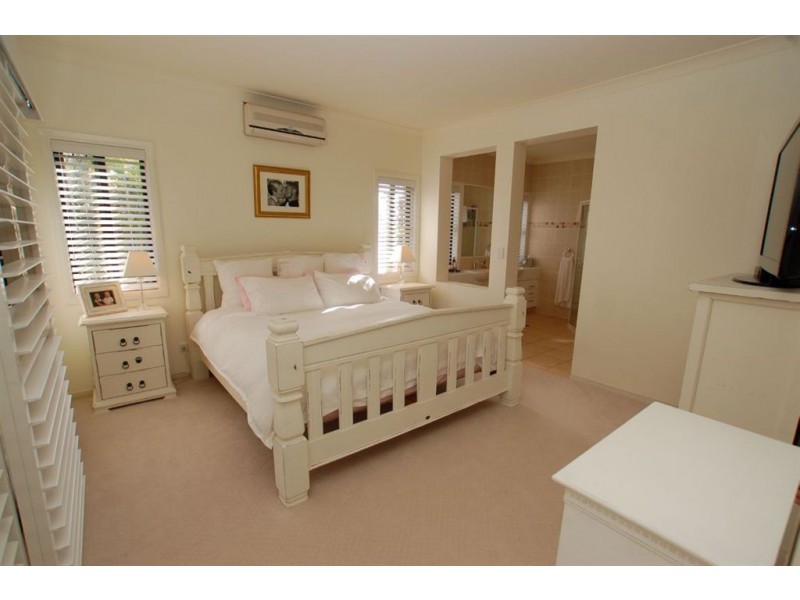 21 Palma Cres, Varsity Lakes QLD 4227