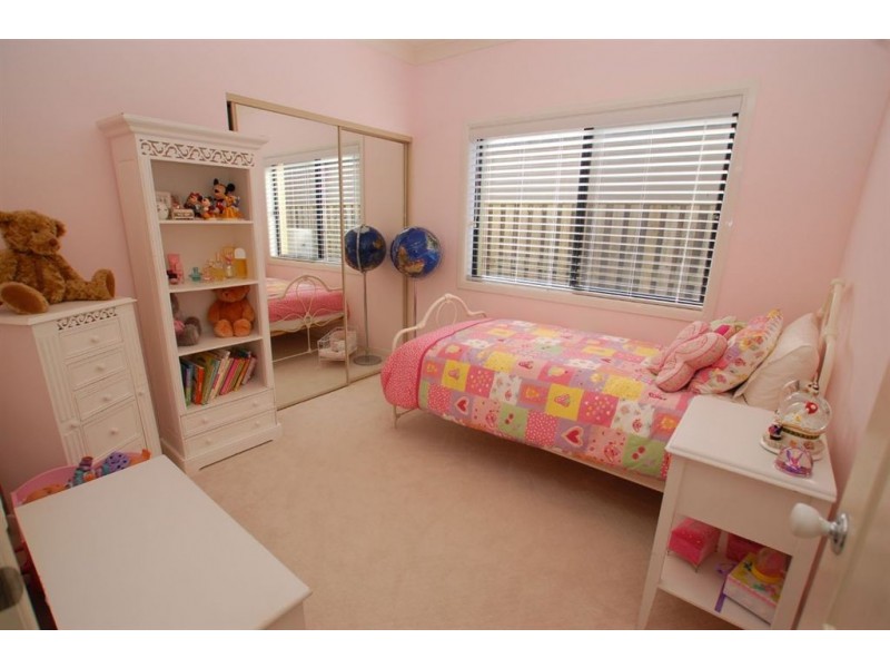 21 Palma Cres, Varsity Lakes QLD 4227