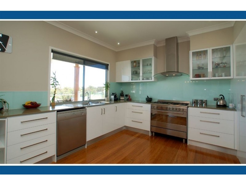 7 Boambe Ct, Reedy Creek QLD 4227