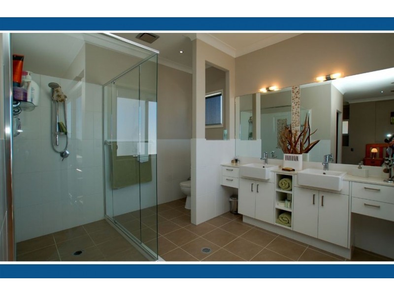 7 Boambe Ct, Reedy Creek QLD 4227