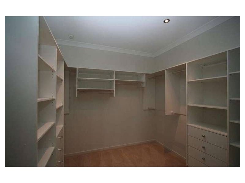 55 Bridgewater Dr, Varsity Lakes QLD 4227