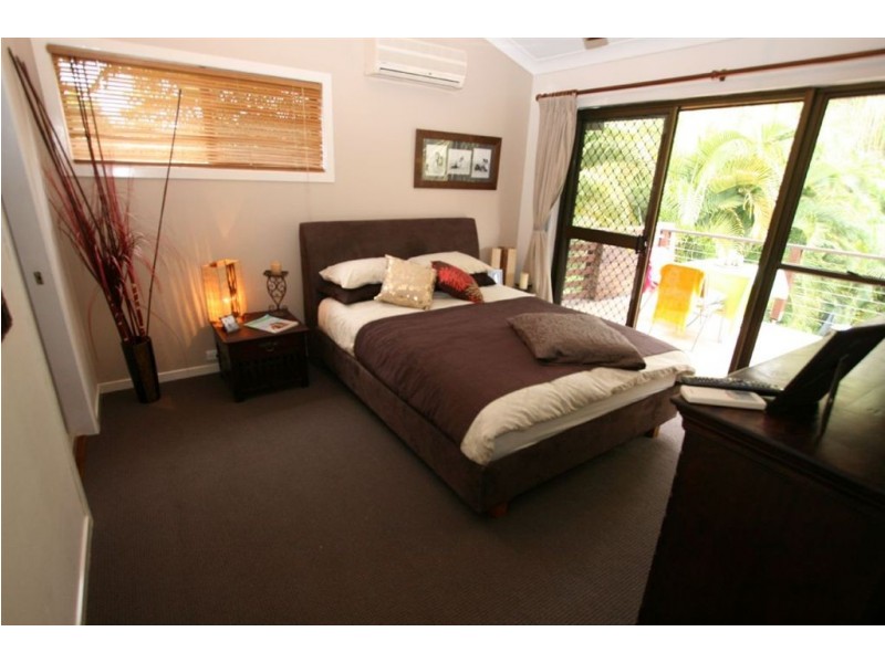 35 Sandringham Dr, Robina QLD 4226