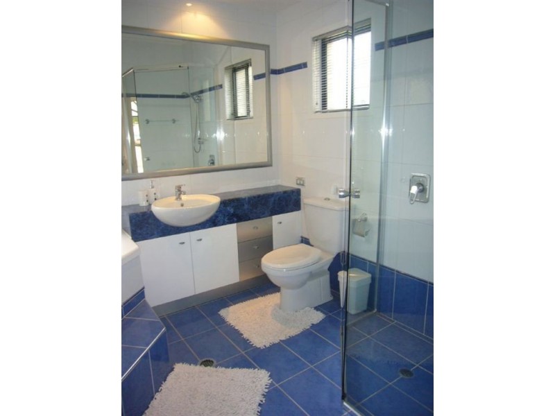 1 Athos Cr, Robina QLD 4226