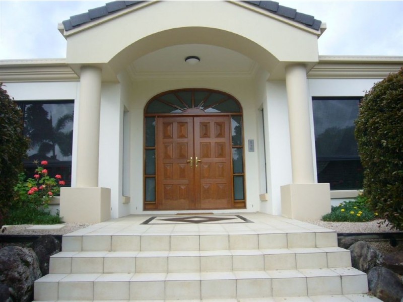 1 Athos Cr, Robina QLD 4226