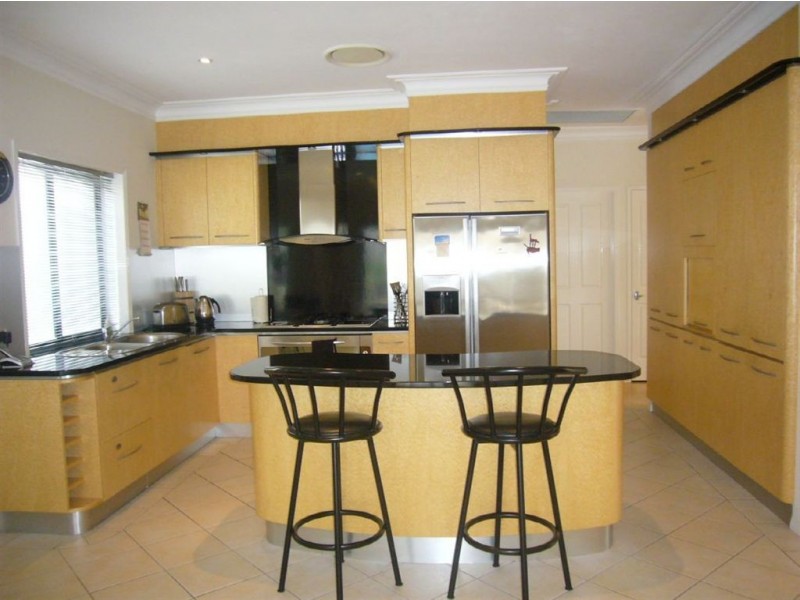 1 Athos Cr, Robina QLD 4226