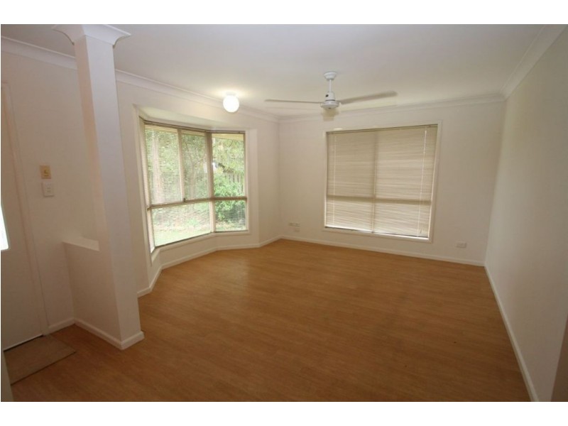 37 County Lane, Merrimac QLD 4226