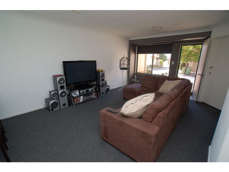 28/21 Regensberg Cl, Varsity Lakes QLD 4227